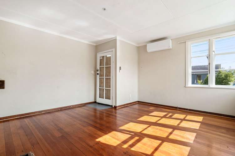 6 Tutuki Street Waterview_8