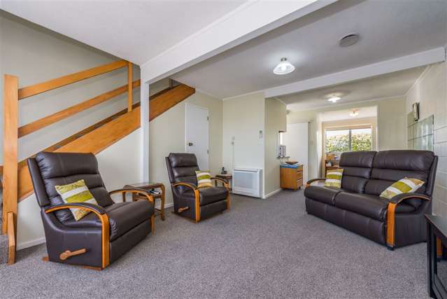 264b Dowse Drive Maungaraki_1