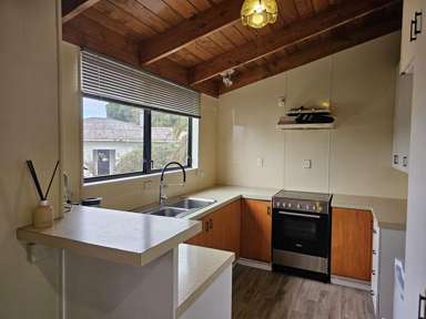 23A Hillcrest Road_2