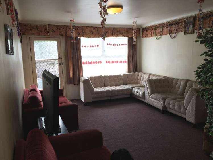 2/15 Henwood Road Mangere East_5