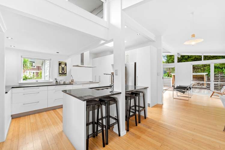 1 Garmons Way Castor Bay_1