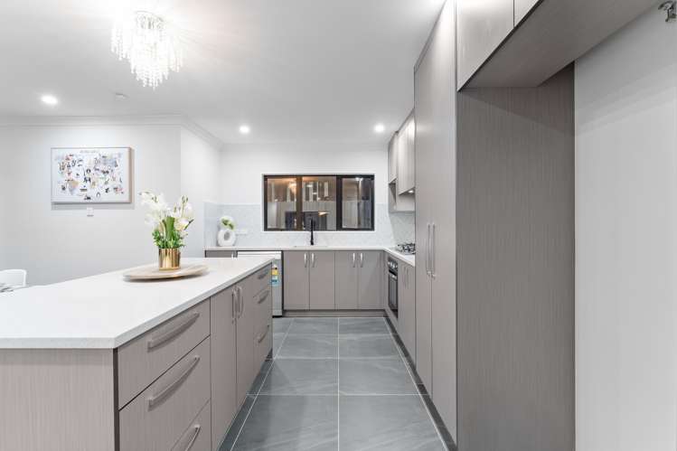 2B Palmgreen Court Stanmore Bay_9