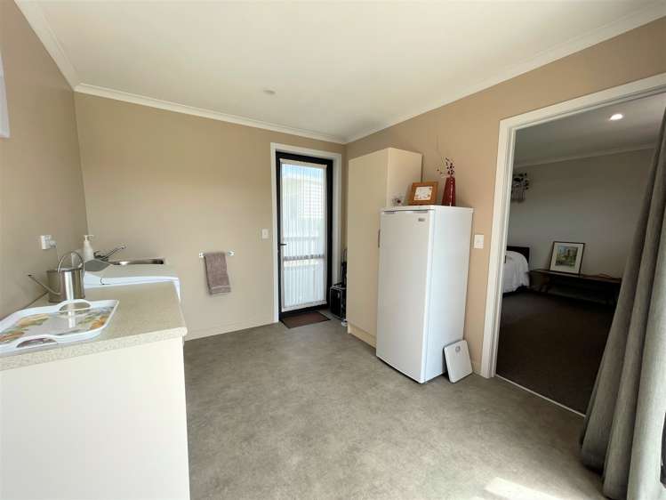 5 Mill Street Clinton and Surrounds_23