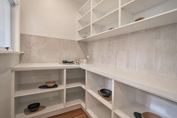 1008 Frederick Street West Mahora_4