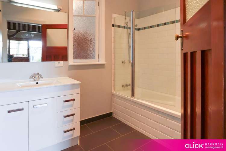 21 Thoreau Street Concord_5