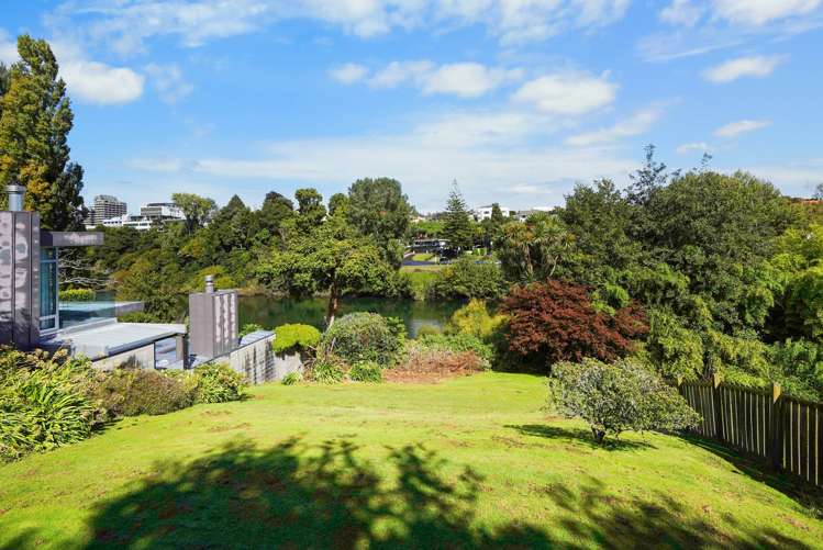 261a River Road Claudelands_10