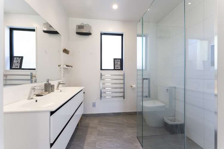 81 Lamorna Road Parklands_9