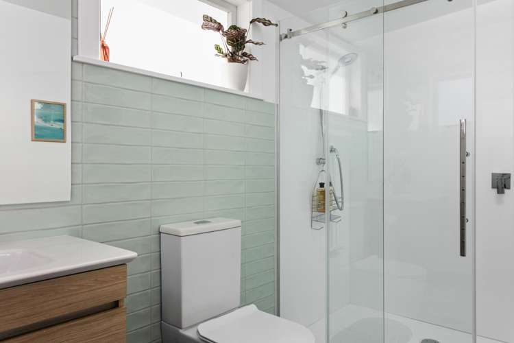 28A Moana Road Okitu_24