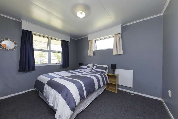 517 Newbury Line Bunnythorpe_12