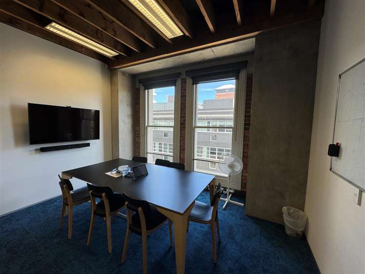 Part Level 3, 11 Cable Street Wellington Central_7
