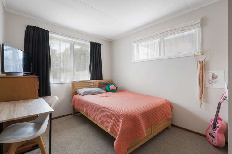 435 Fergusson Drive Thames_14