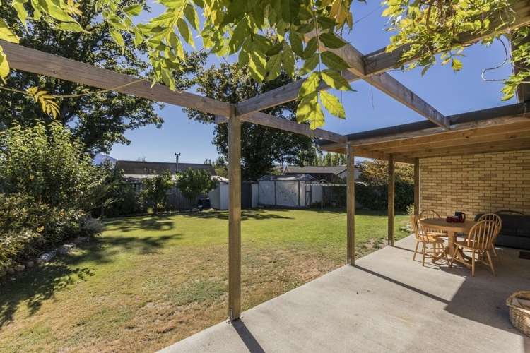 10 Hunt Place Albert Town_1