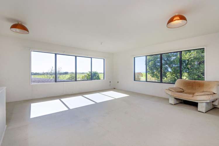 15 Dunlop Road Waiotahe_11