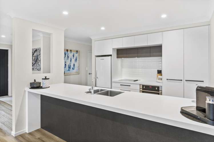 16 Hebe Crescent Papamoa_3