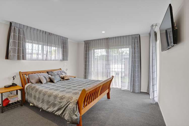 79 Links Drive Waiwhakaiho_21