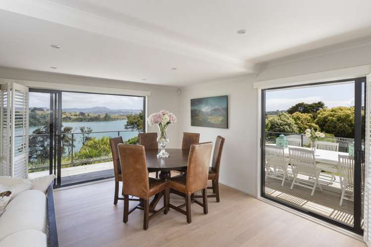 21 Kanuka Road Sandspit_4