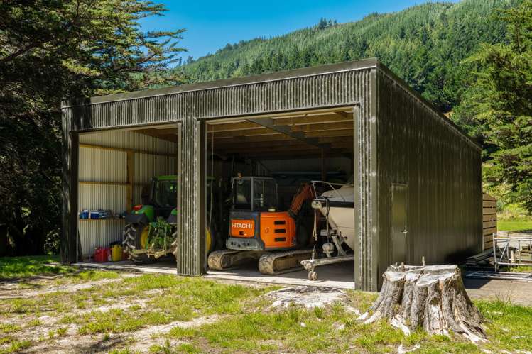 528 Oyster Bay Marlborough Sounds_30