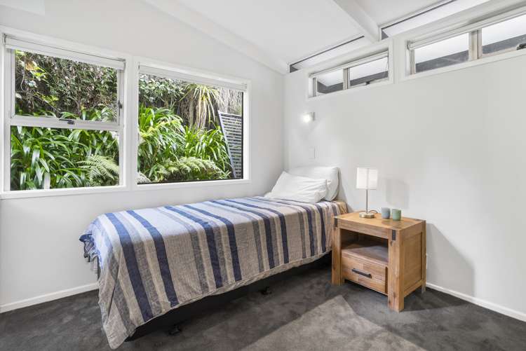 61 Park Hill Road Birkenhead_10