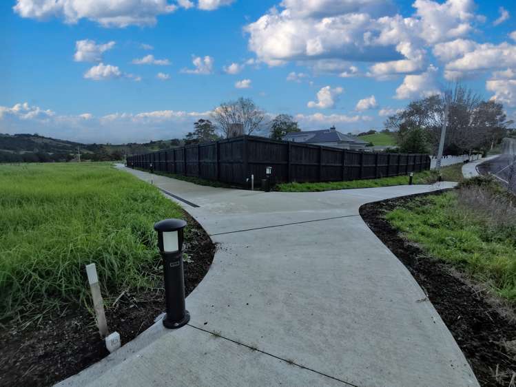 11 Manaaki Circle Paparoa_2