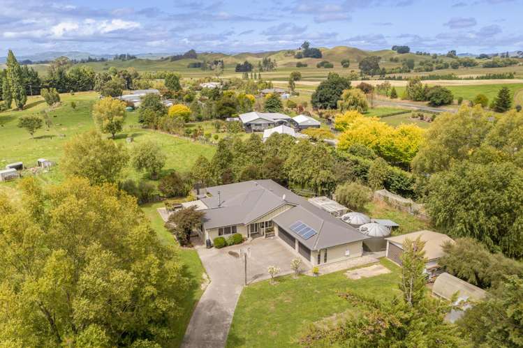 345 White Road Waipawa_18