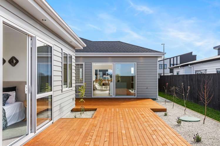97 Parish Drive Milldale_10