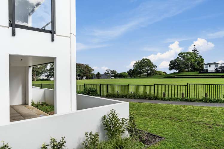 G02/12 Barrack Road_1