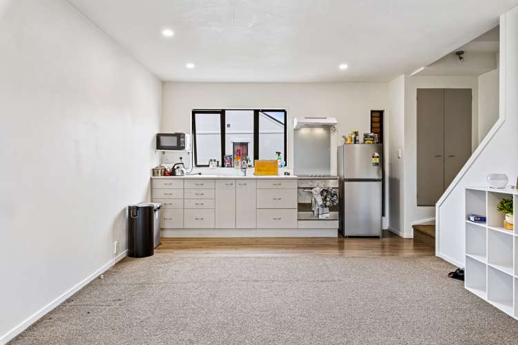 3/12 Ambrico Place New Lynn_3