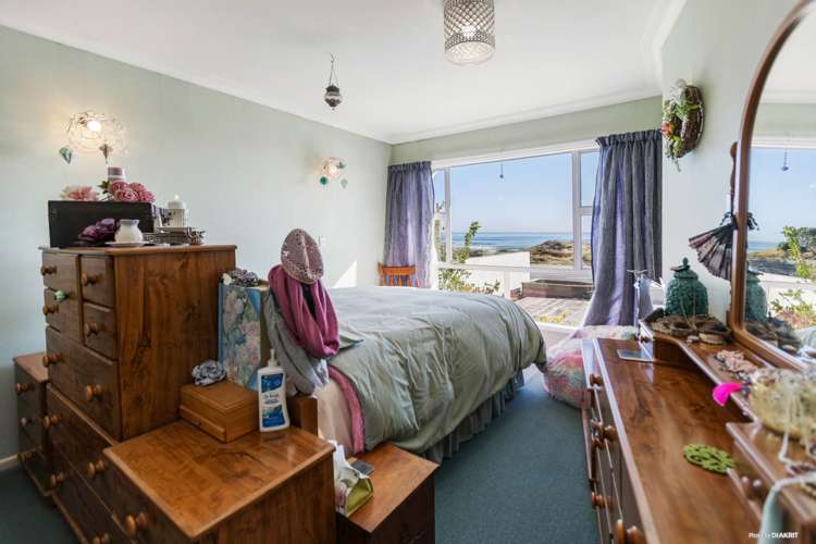 Flat 2/204B Marine Parade Mt Maunganui_10