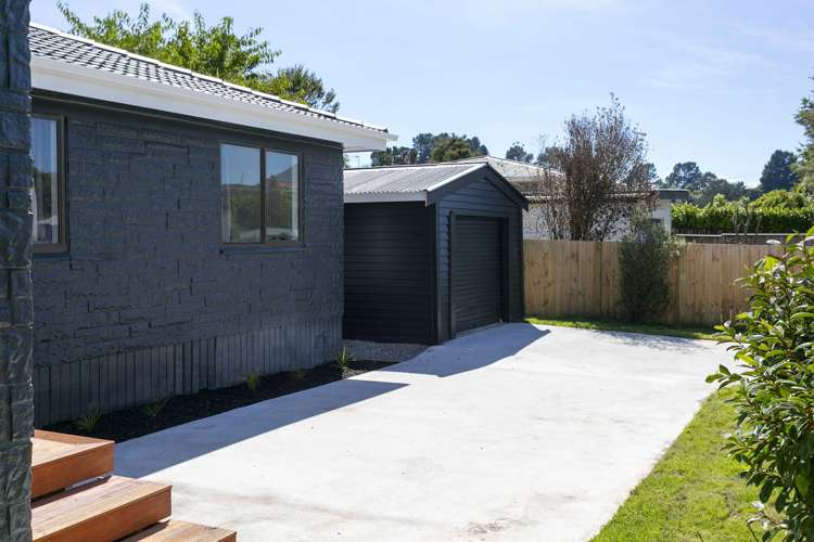 23 Motutahae Street Taupo_17