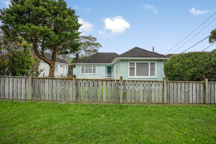 162 Wellington Road Wainuiomata_1