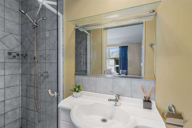 147 Lincoln Road Addington_5