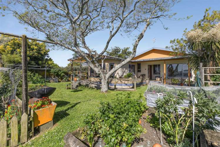 112 Long Plain Road Takaka_6