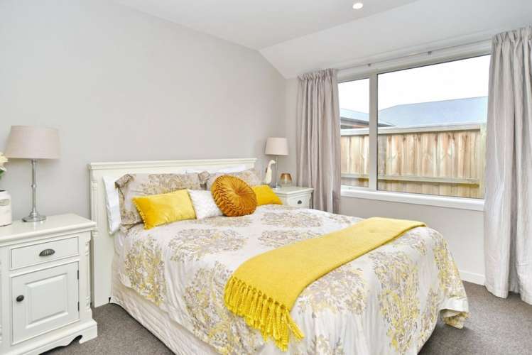 12 Bonecrusher Street Lincoln_13