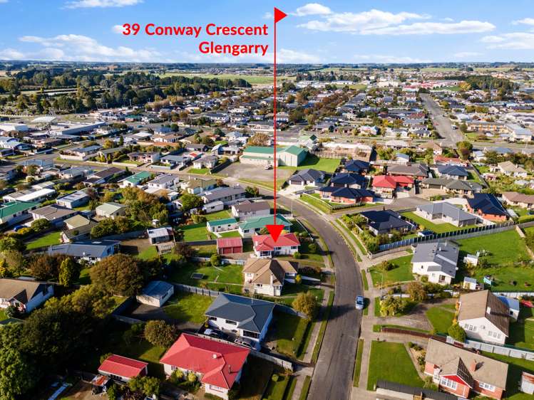 39 Conway Crescent Glengarry_29