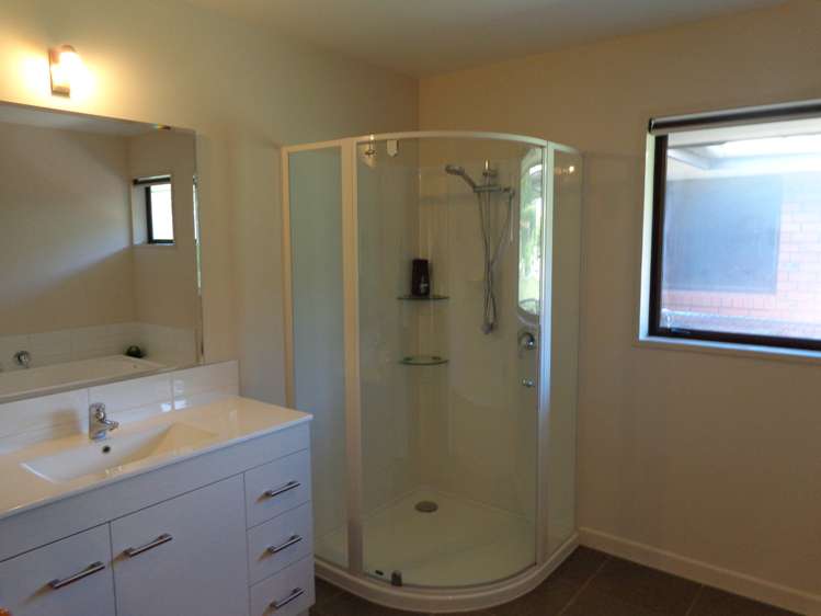 13 Mckay Road Clinton and Surrounds_18