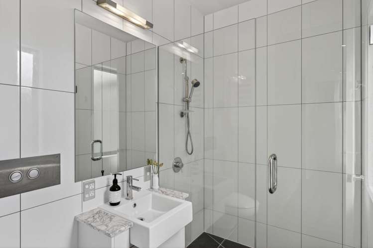 2 Hawaiki Street Orakei_13