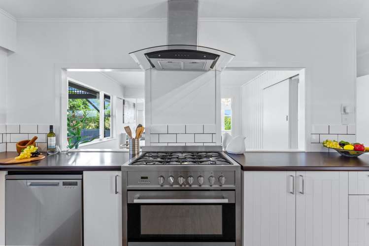 1886 State Highway 1 Kaiwaka_11