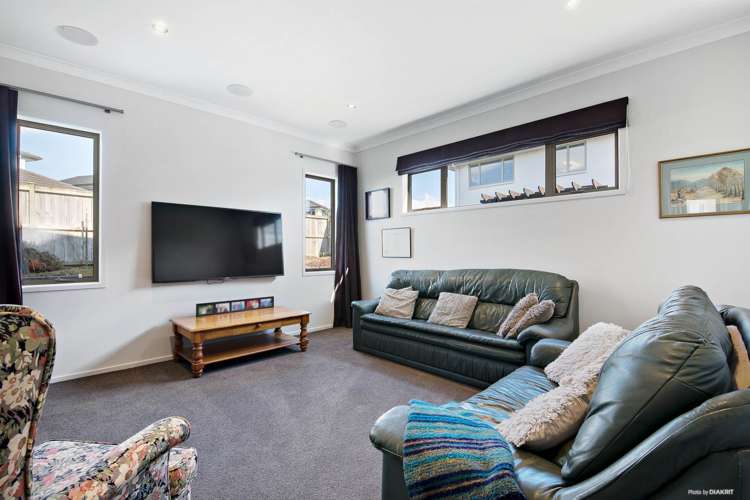 4 Milano Boulevard Karaka_8