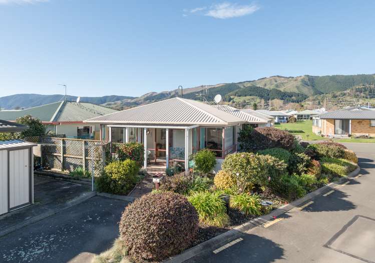 5 Hawthorn Way Richmond_14