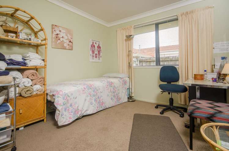 29 Harbour View Road Te Atatu Peninsula_11