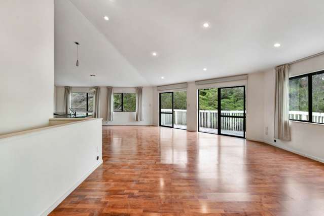 2/433A East Coast Road Mairangi Bay_2