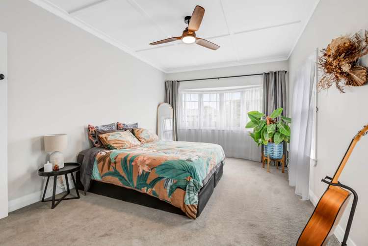 49a Parakai Avenue Helensville_18