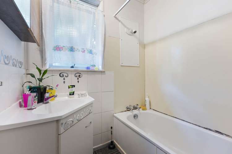 23 Heybridge Street Manurewa_13