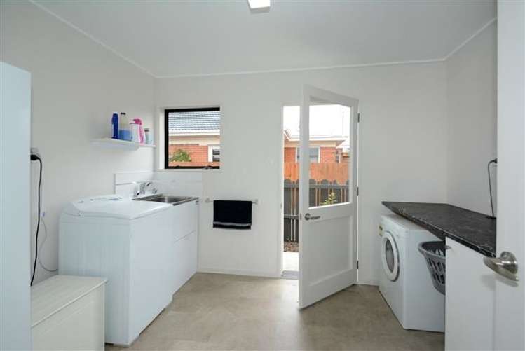 2 Berwick Street Mosgiel_20