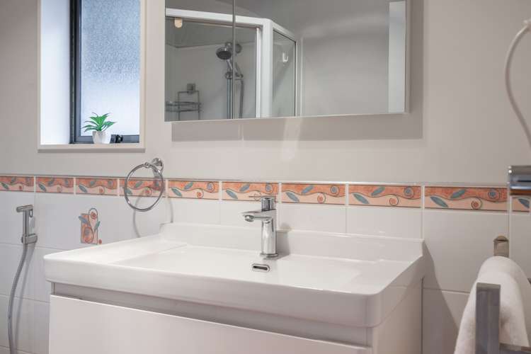 4 Kingsbury Court Rototuna North_13