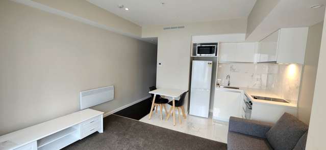 705/39 Beach Road City Centre_2