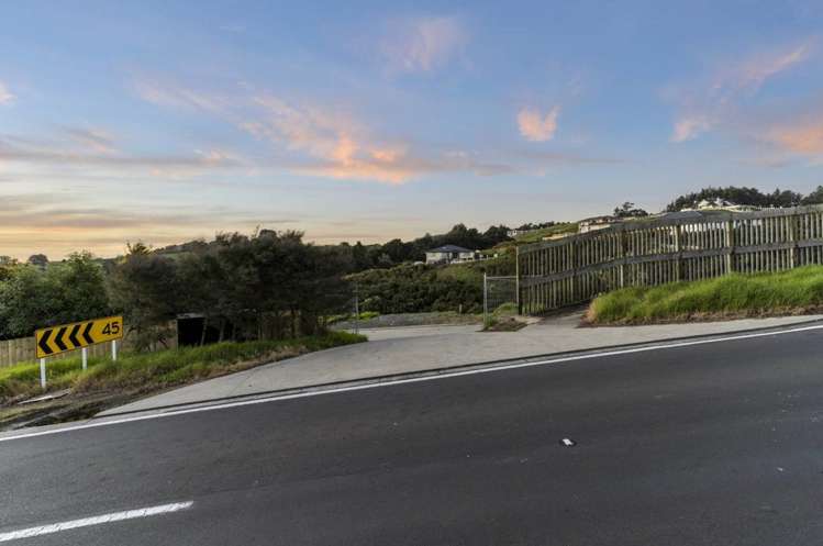 30 Regis Lane Flat Bush_12