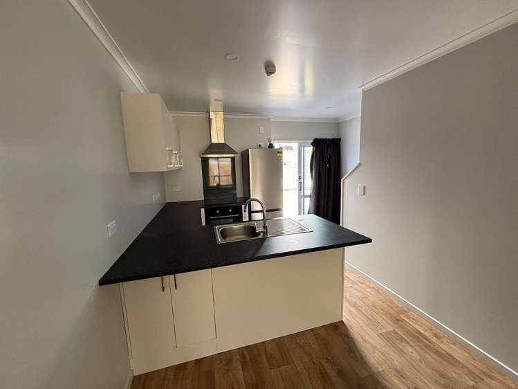 2/332 High Street Dunedin Central_2