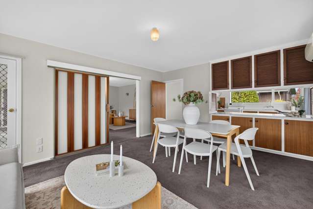 20 Delaware Crescent Russley_2