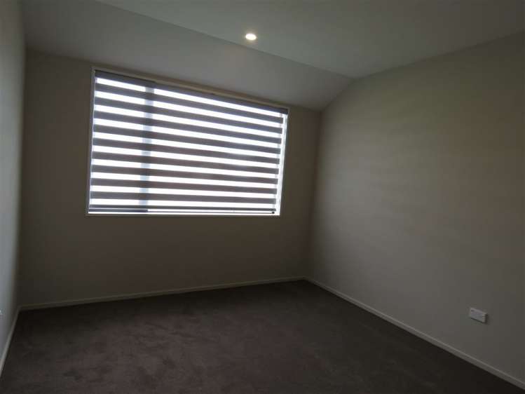 19 Edwin Ebbett Place Wigram_21